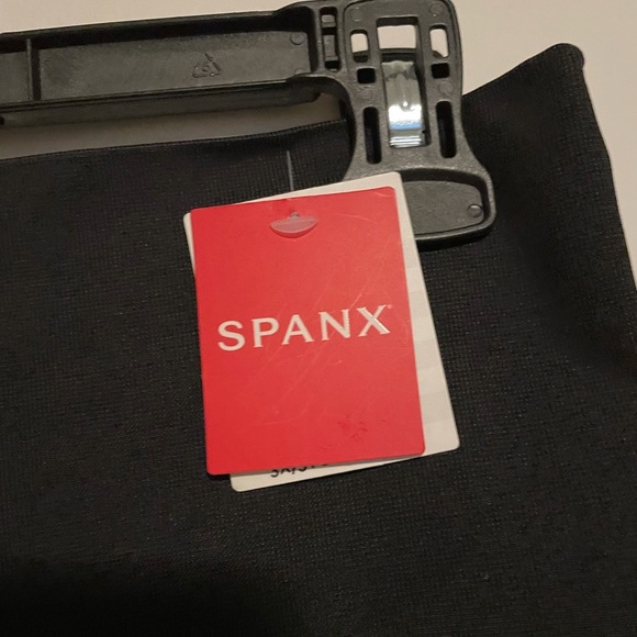 SPANX Look At Me Now Seamless Moto Leggings NWT - Picture 6 of 9